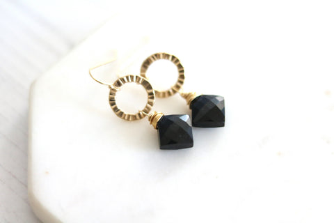 Black onyx gemstone gold earrings Eterna