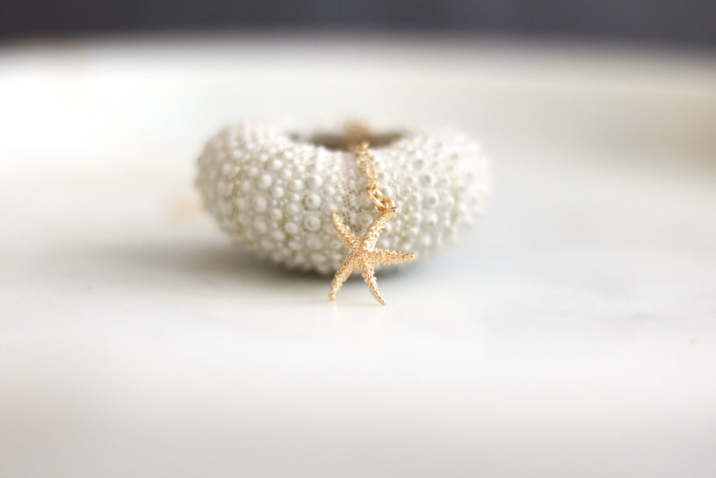 Gold Starfish layering necklace