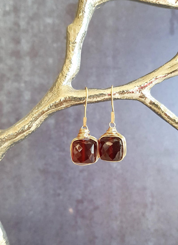 Garnet gemstone minimalist earrings
