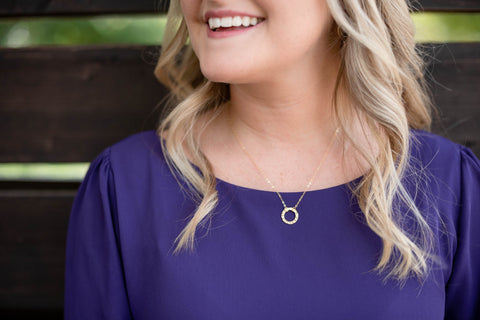 Eterna Gold Circle Necklace