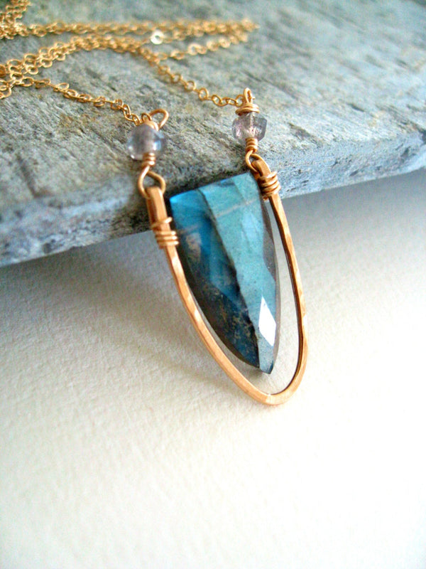 Surf necklace - Flash Labradorite gemstone
